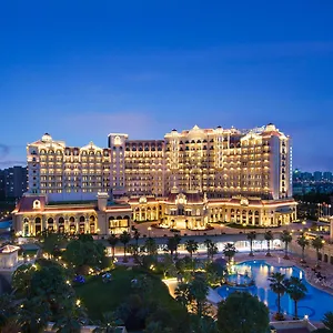 Hotel Radisson Blu Forest Manor Hongqiao - Near Necc, Shanghai