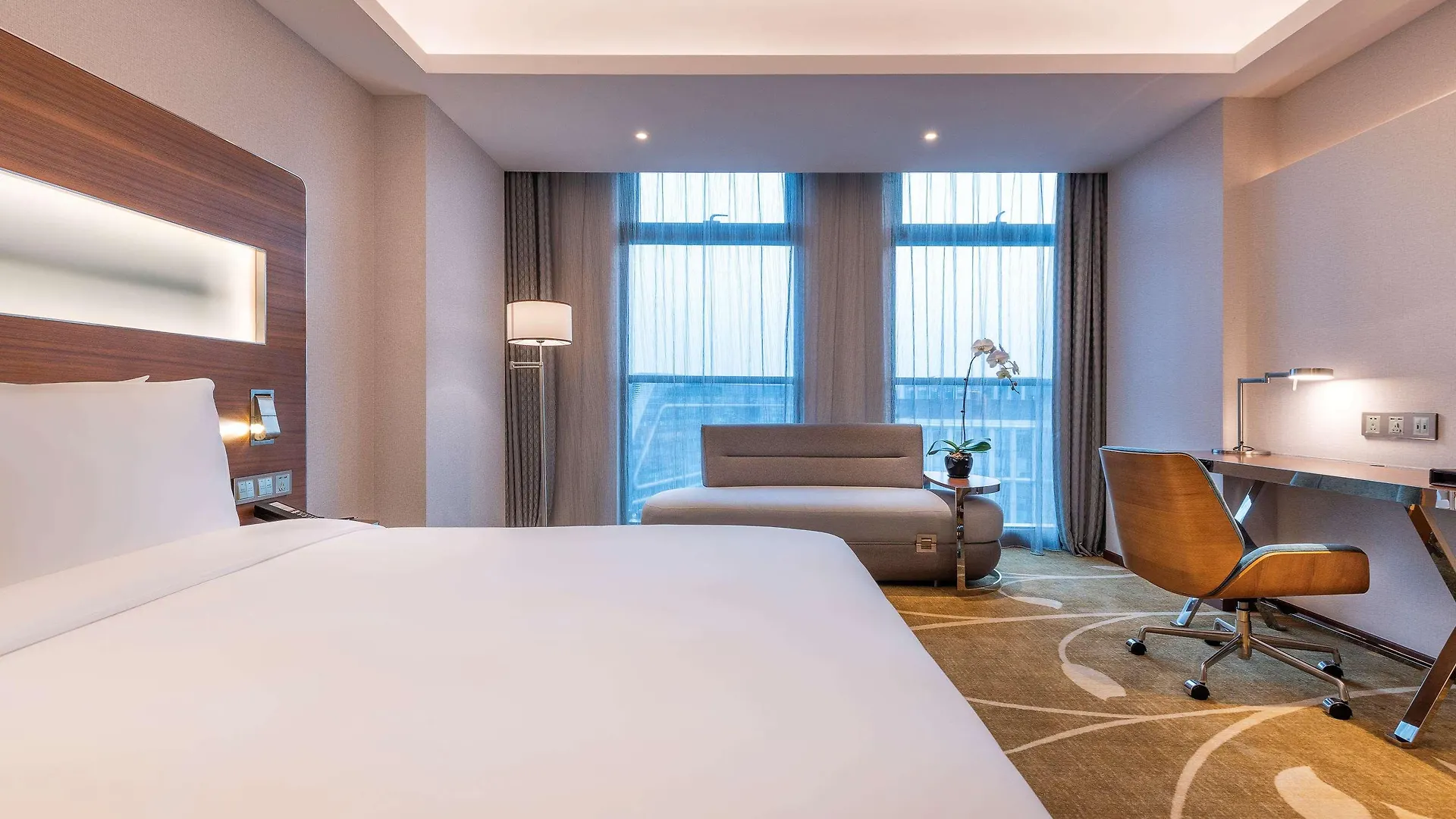 Novotel Shanghai Hongqiao Hotel