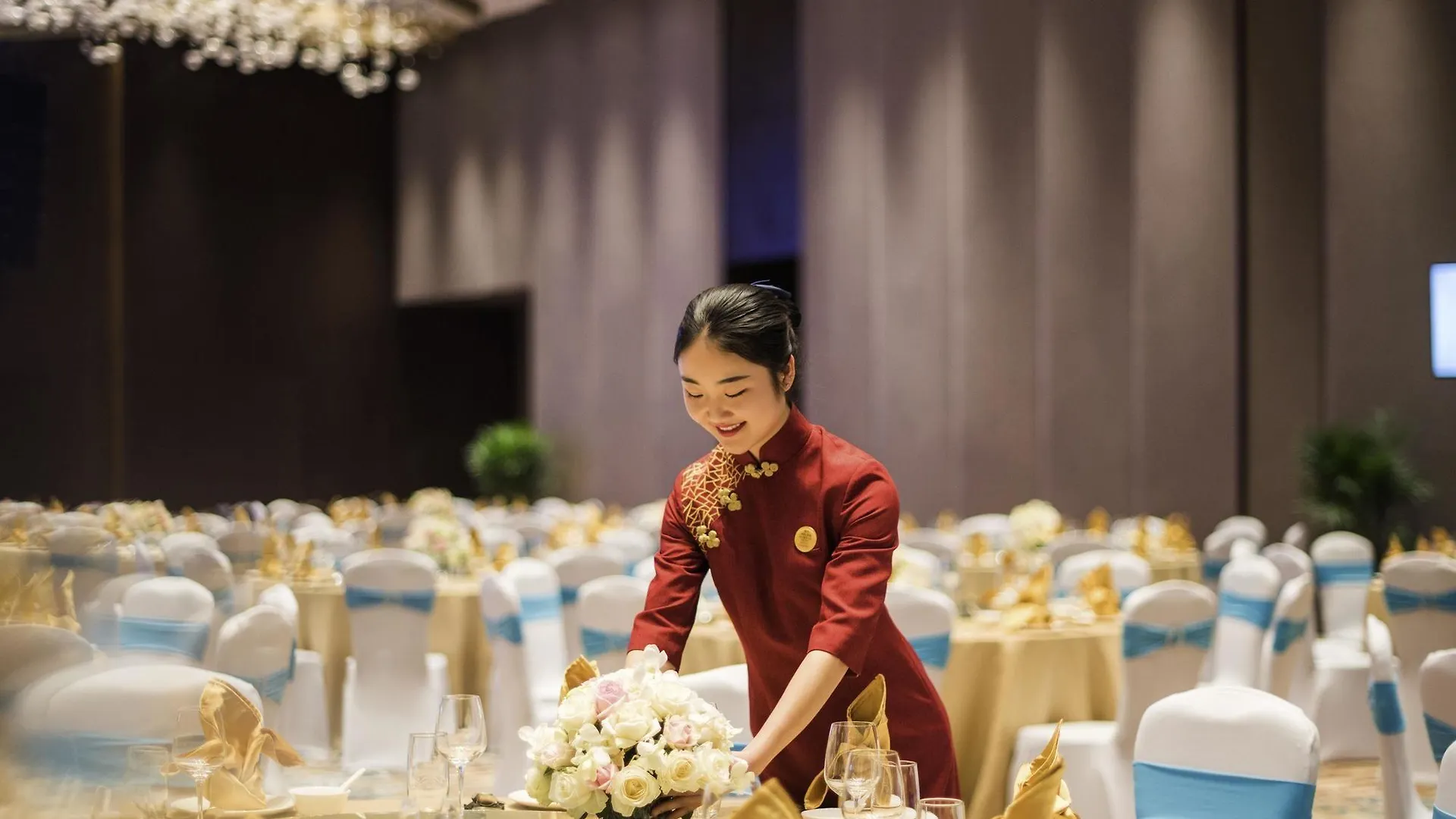 Novotel Shanghai Hongqiao 5*,  China
